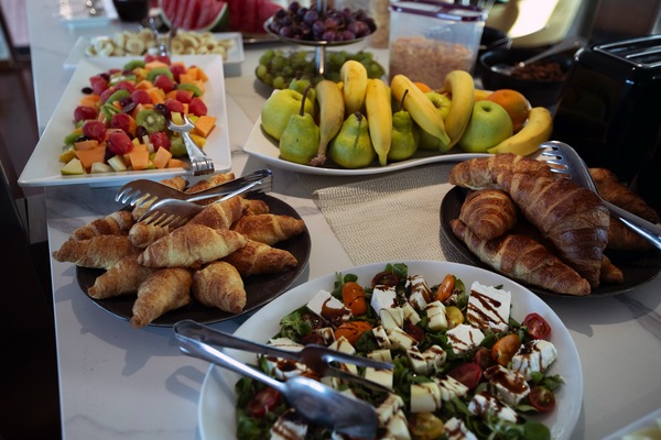 Travelmarvel Princess Eleganza Restaurant Breakfast Buffet 3 ©Travelmarvel.jpg